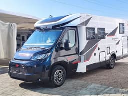 Semintegrale con letti gemelli Roller Team Zefiro 287 TL Power Edition